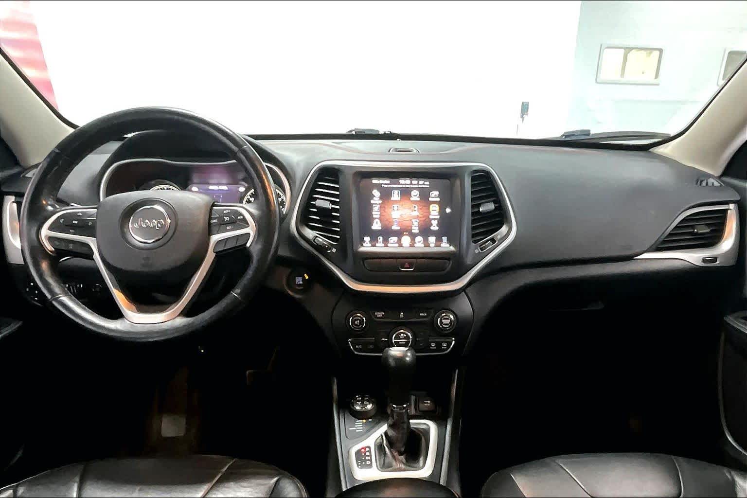 Thumbnail: 2014 Jeep Cherokee - 9