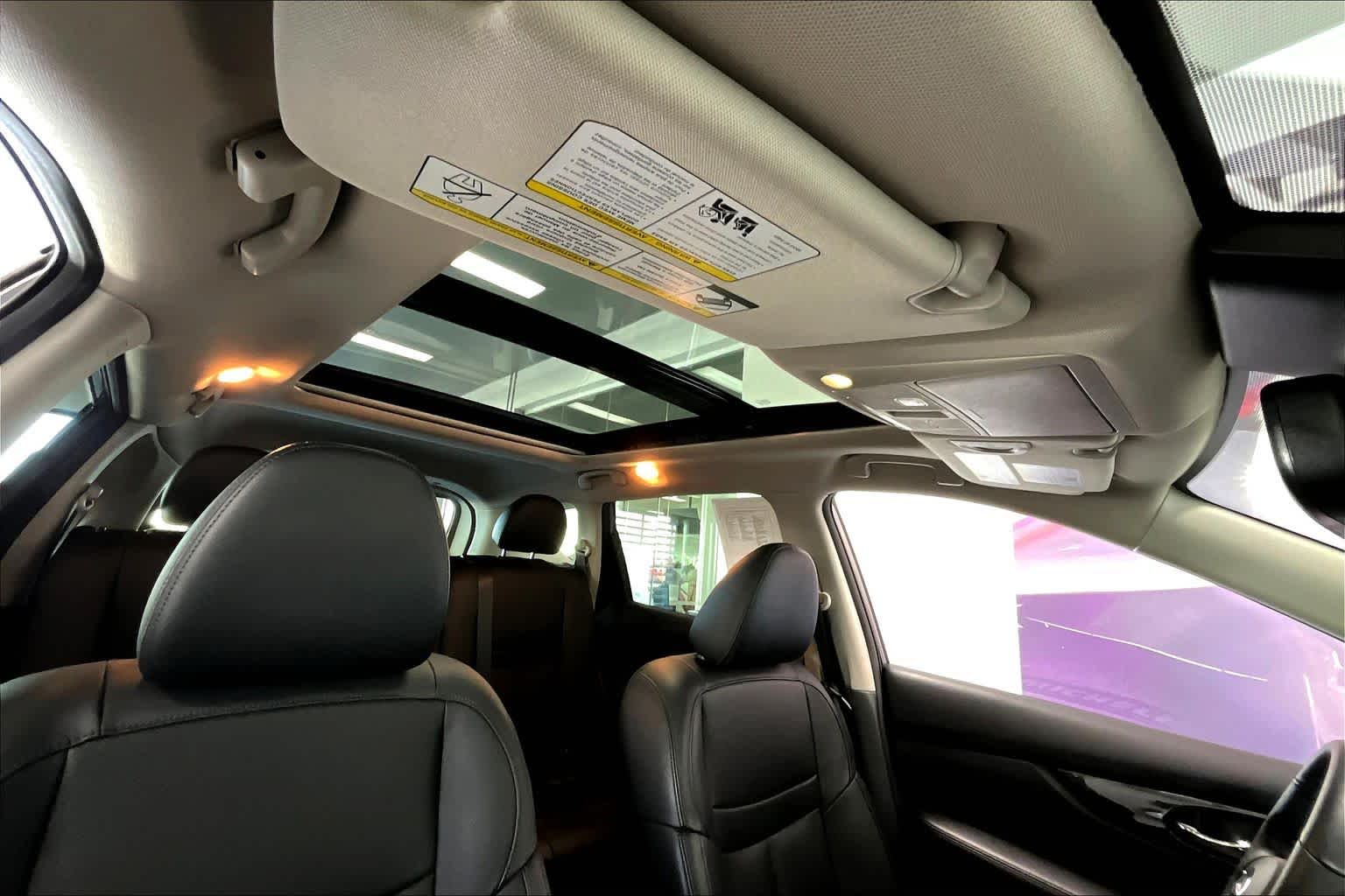 Thumbnail: 2019 Nissan Rogue - 28
