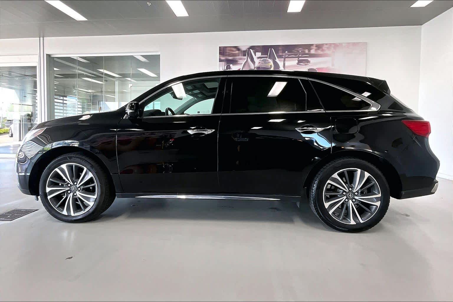 Thumbnail: 2019 Acura MDX - 3