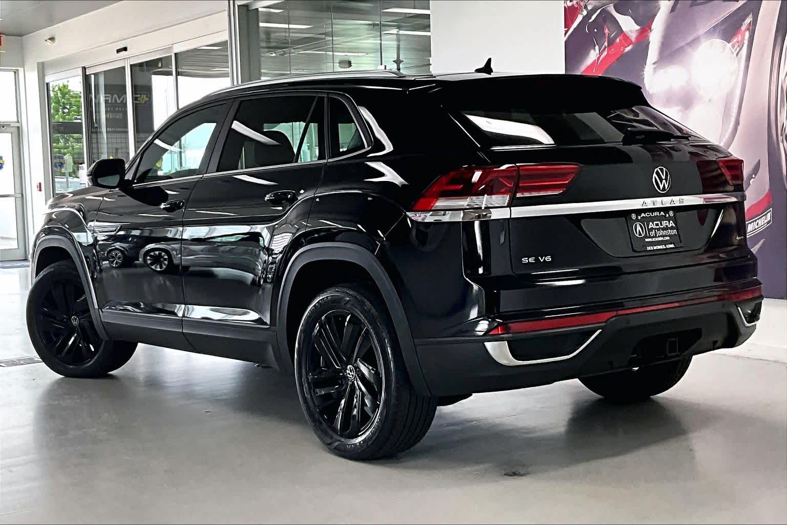 Thumbnail: 2023 Volkswagen Atlas - 4