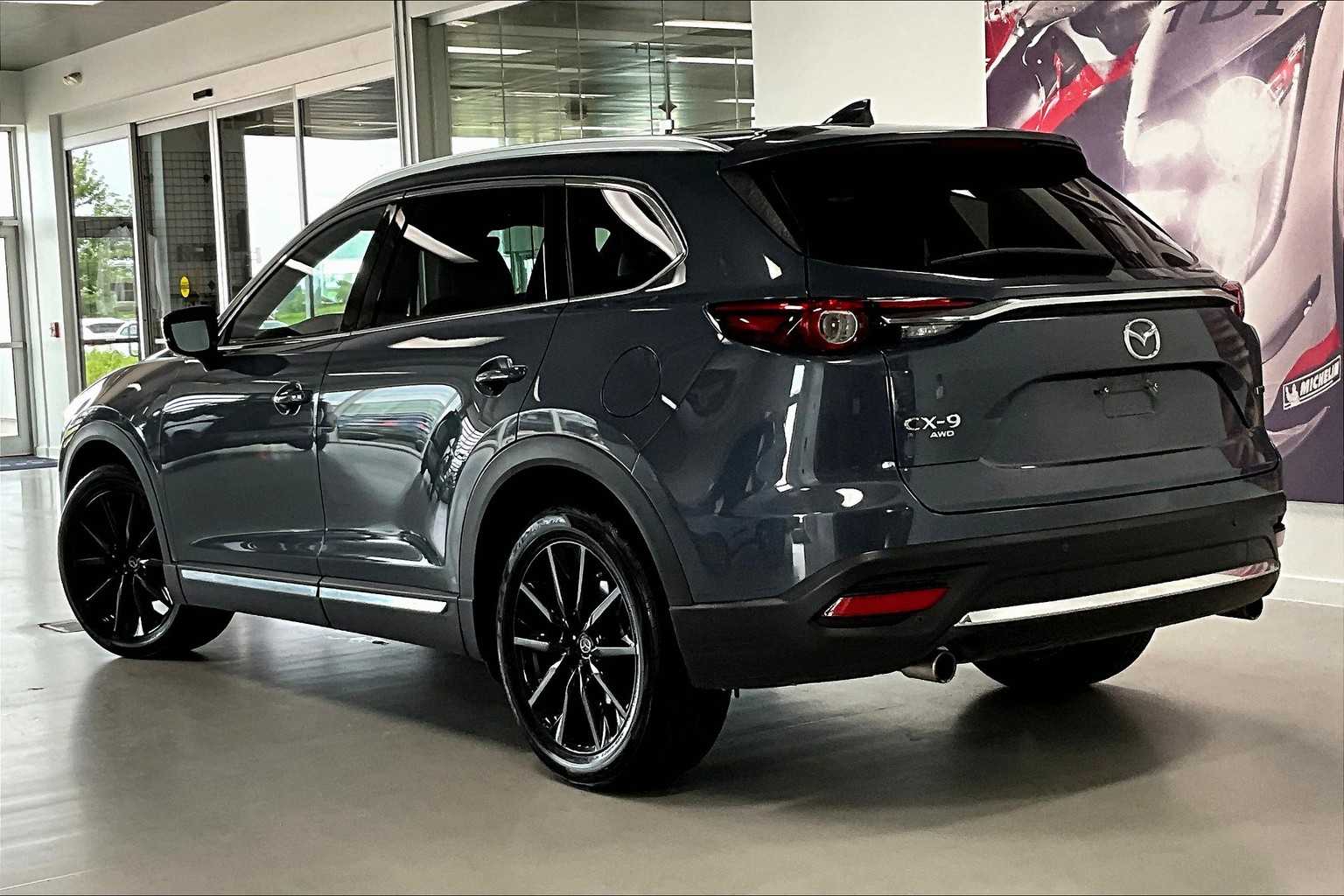 Thumbnail: 2022 Mazda CX-9 - 4