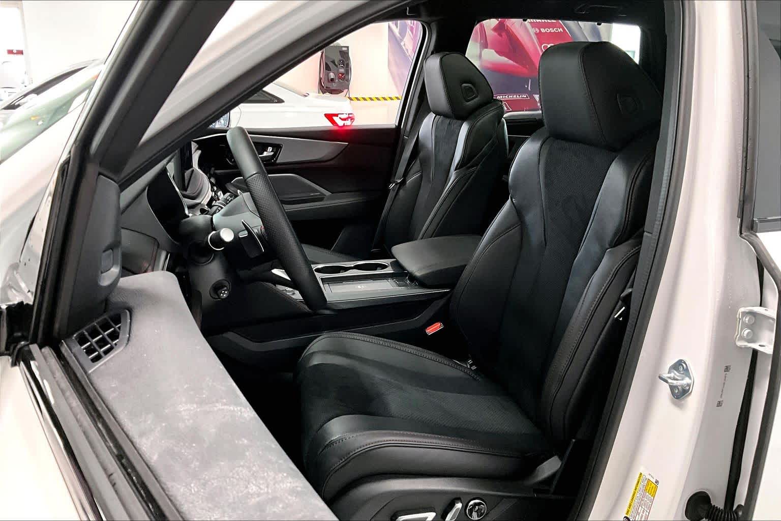 Thumbnail: 2026 Acura MDX - 11