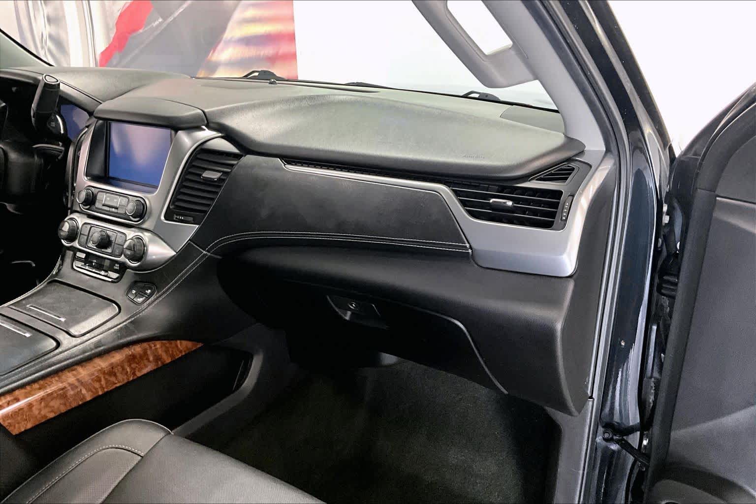 Thumbnail: 2016 Chevrolet Tahoe - 19