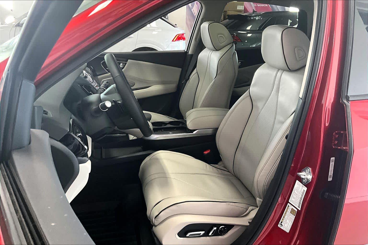 Thumbnail: 2026 Acura RDX - 10