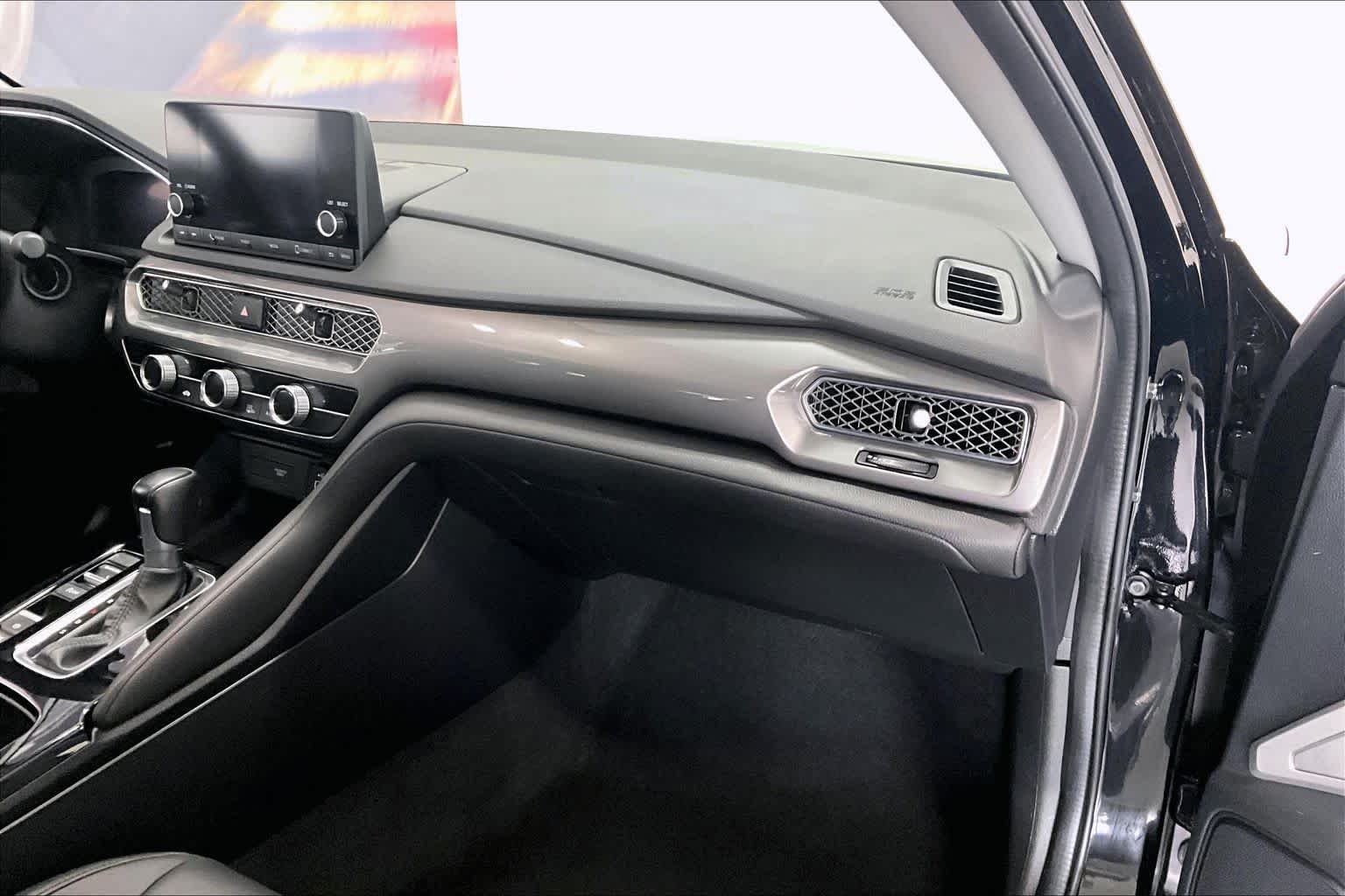 Thumbnail: 2024 Acura Integra - 20