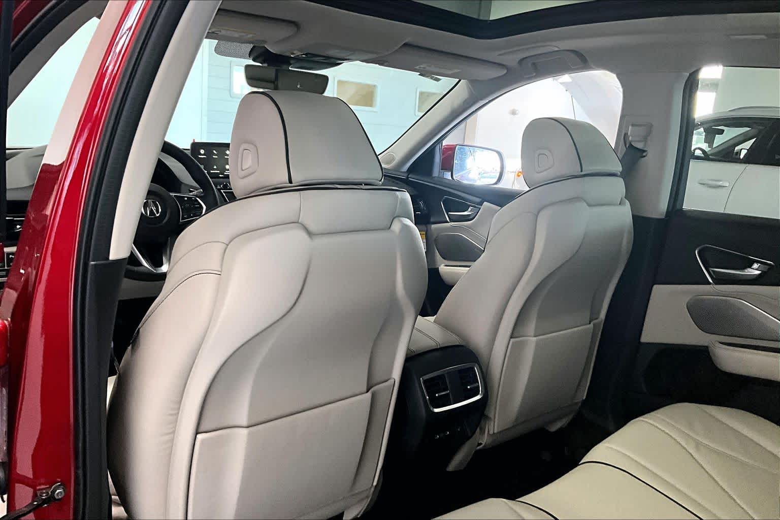 Thumbnail: 2026 Acura RDX - 11