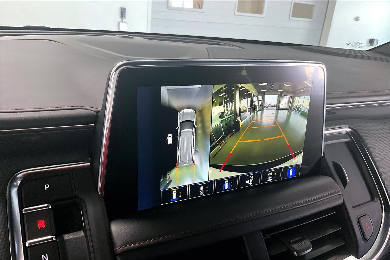 Thumbnail: 2023 Chevrolet Tahoe - 24