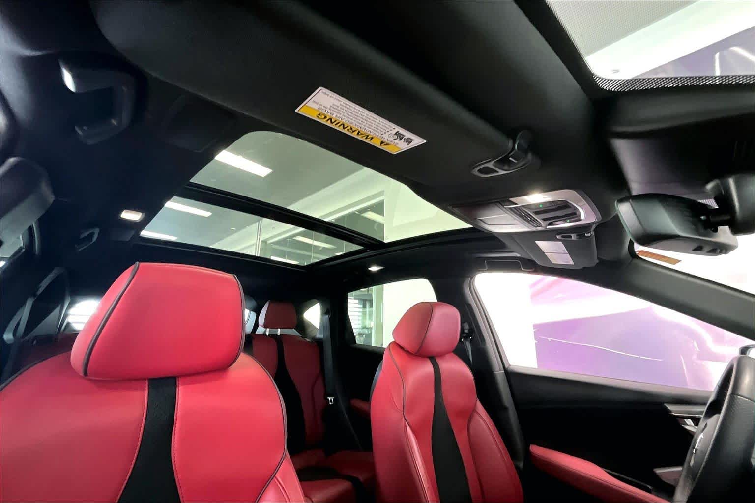 Thumbnail: 2025 Acura RDX - 28