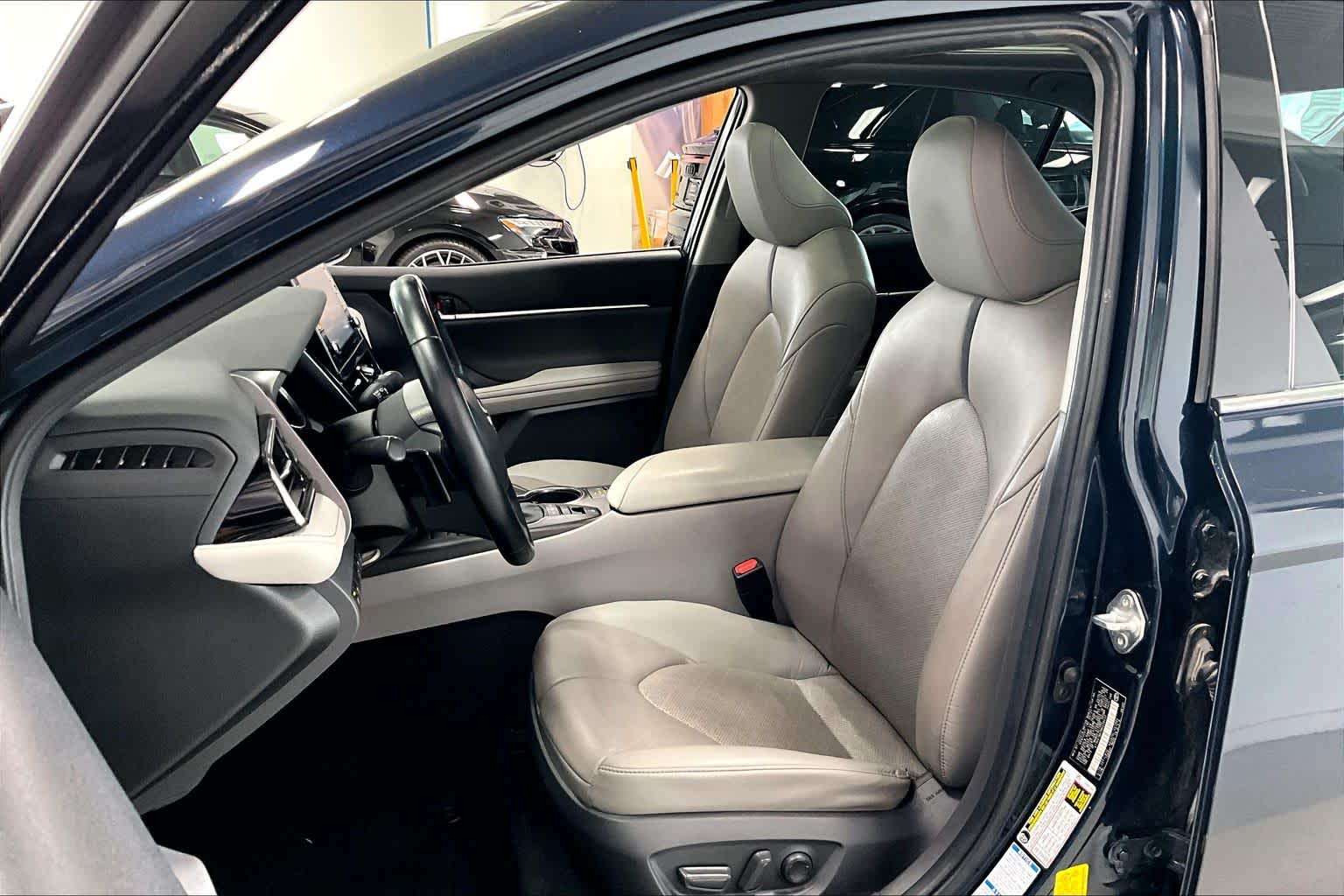 Thumbnail: 2021 Toyota Camry - 9