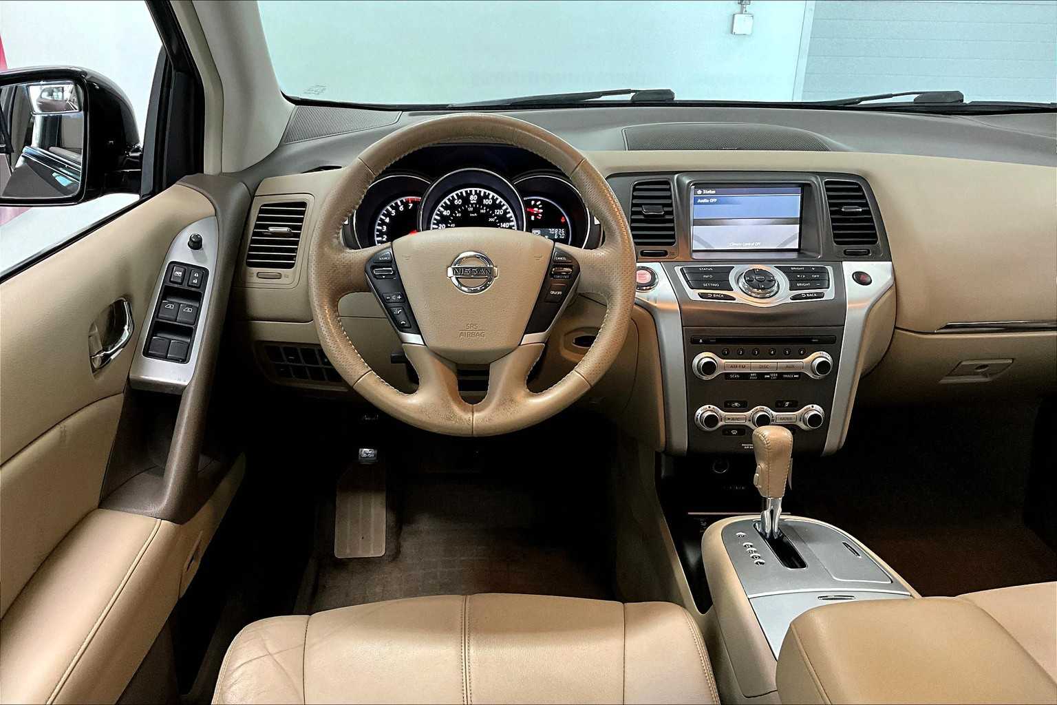 Thumbnail: 2013 Nissan Murano - 13