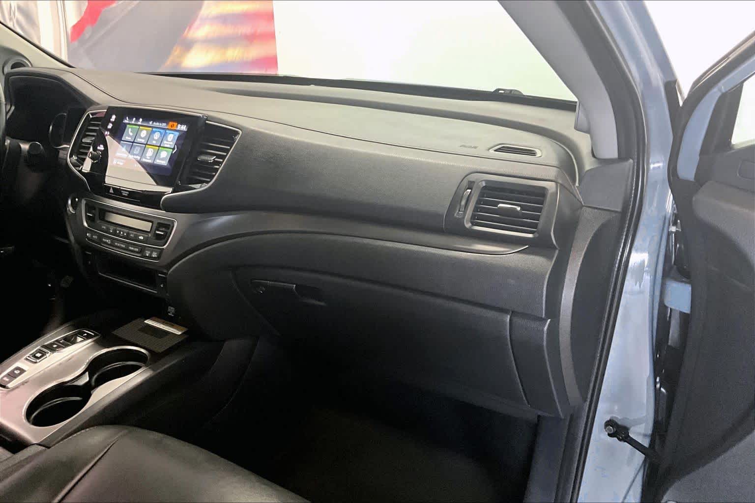 Thumbnail: 2022 Honda Pilot - 21