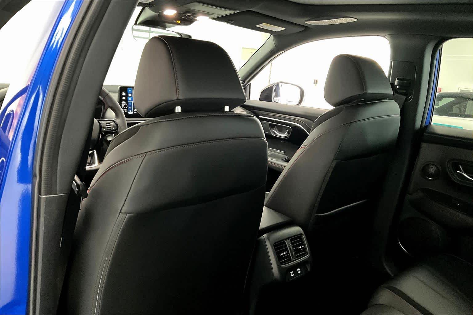 Thumbnail: 2025 Acura ADX - 11