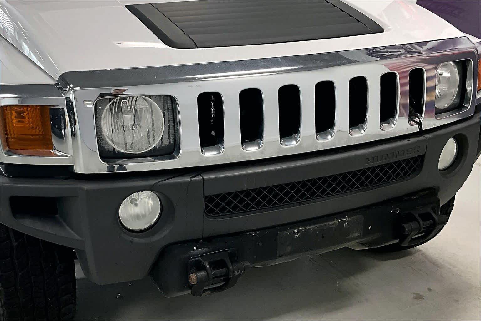 Thumbnail: 2010 Hummer H3 - 29