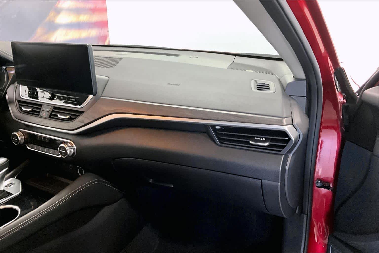 Thumbnail: 2023 Nissan Altima - 19