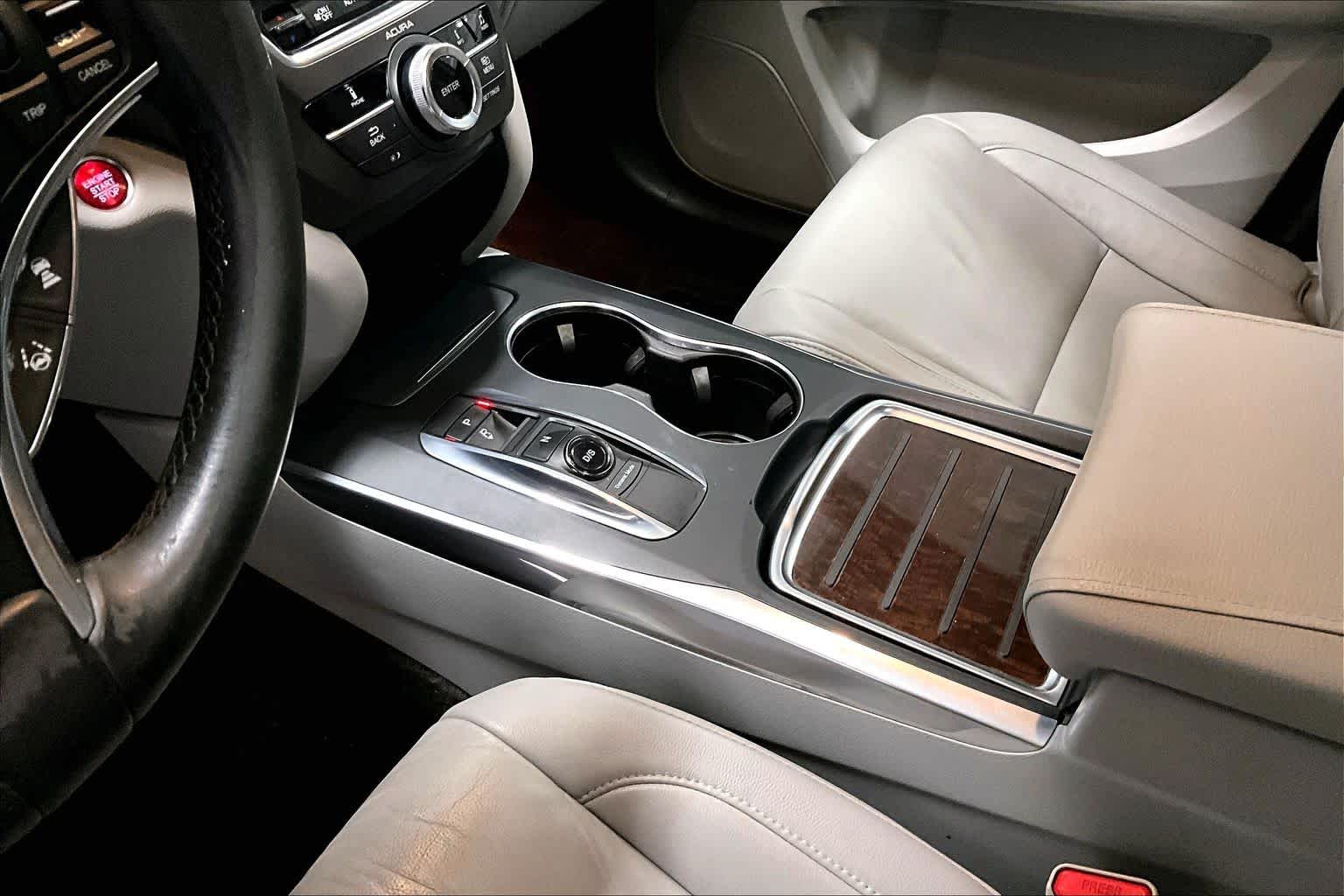 Thumbnail: 2017 Acura MDX - 15