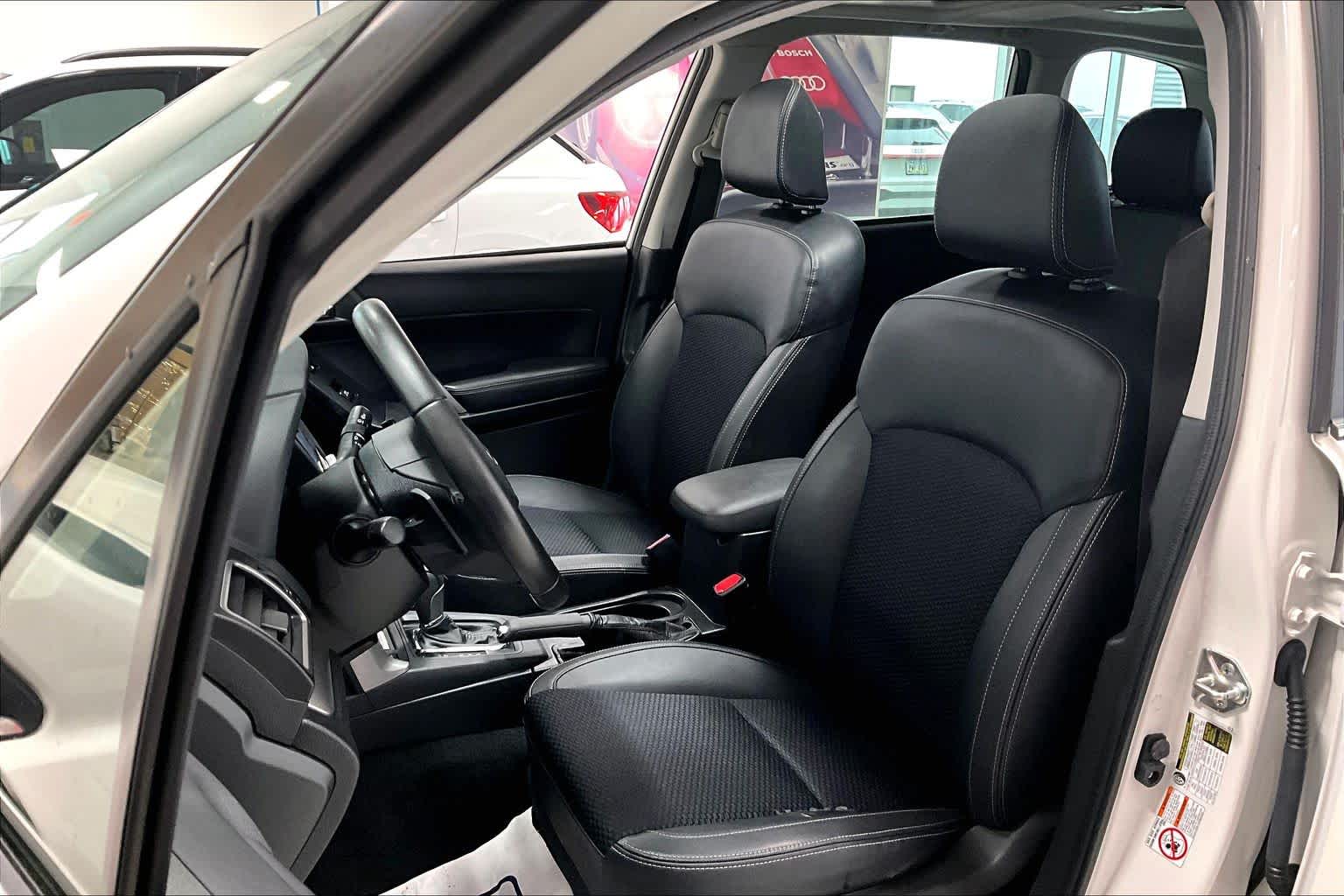 Thumbnail: 2018 Subaru Forester - 9