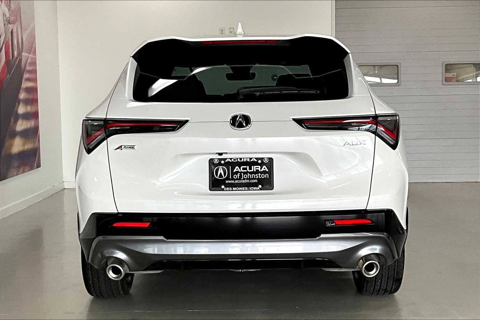 Thumbnail: 2025 Acura ADX - 5