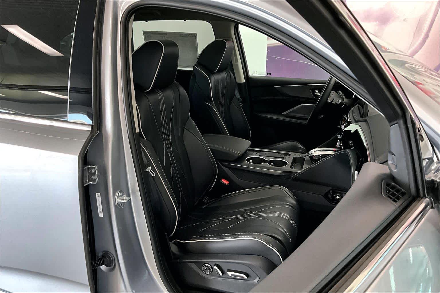 Thumbnail: 2026 Acura MDX - 13