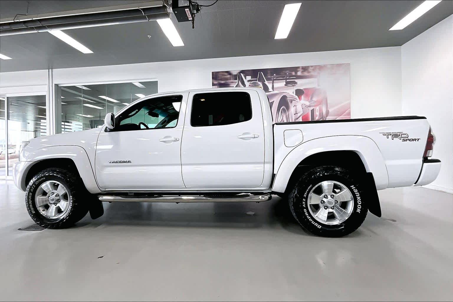 Thumbnail: 2011 Toyota Tacoma - 3
