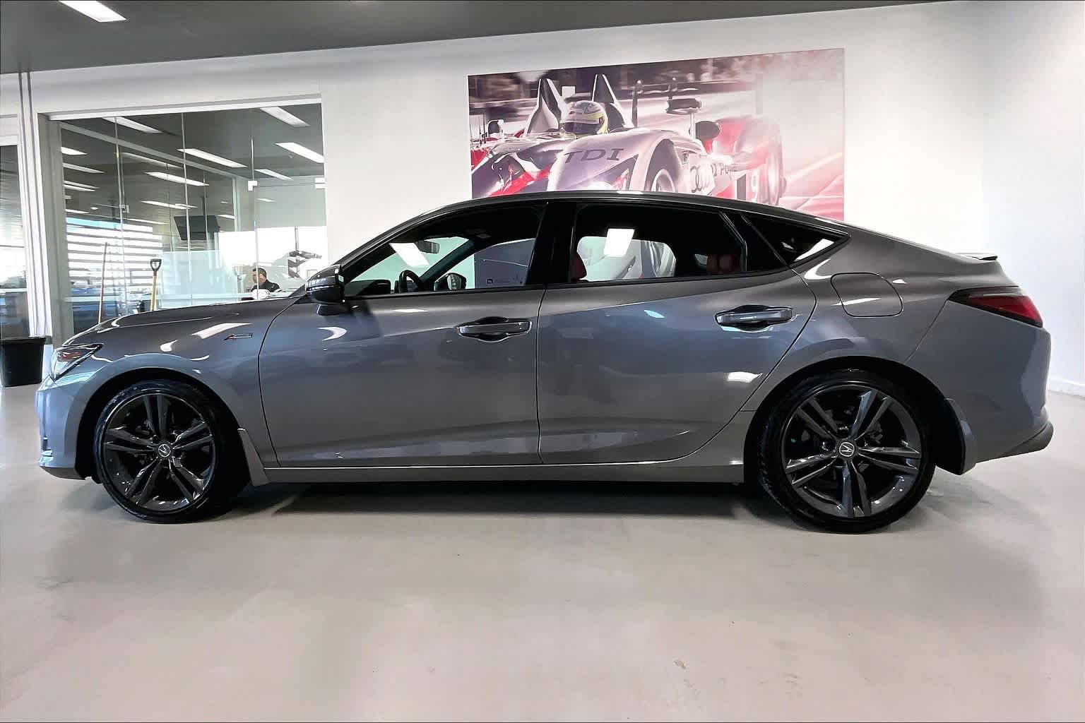 Thumbnail: 2023 Acura Integra - 3