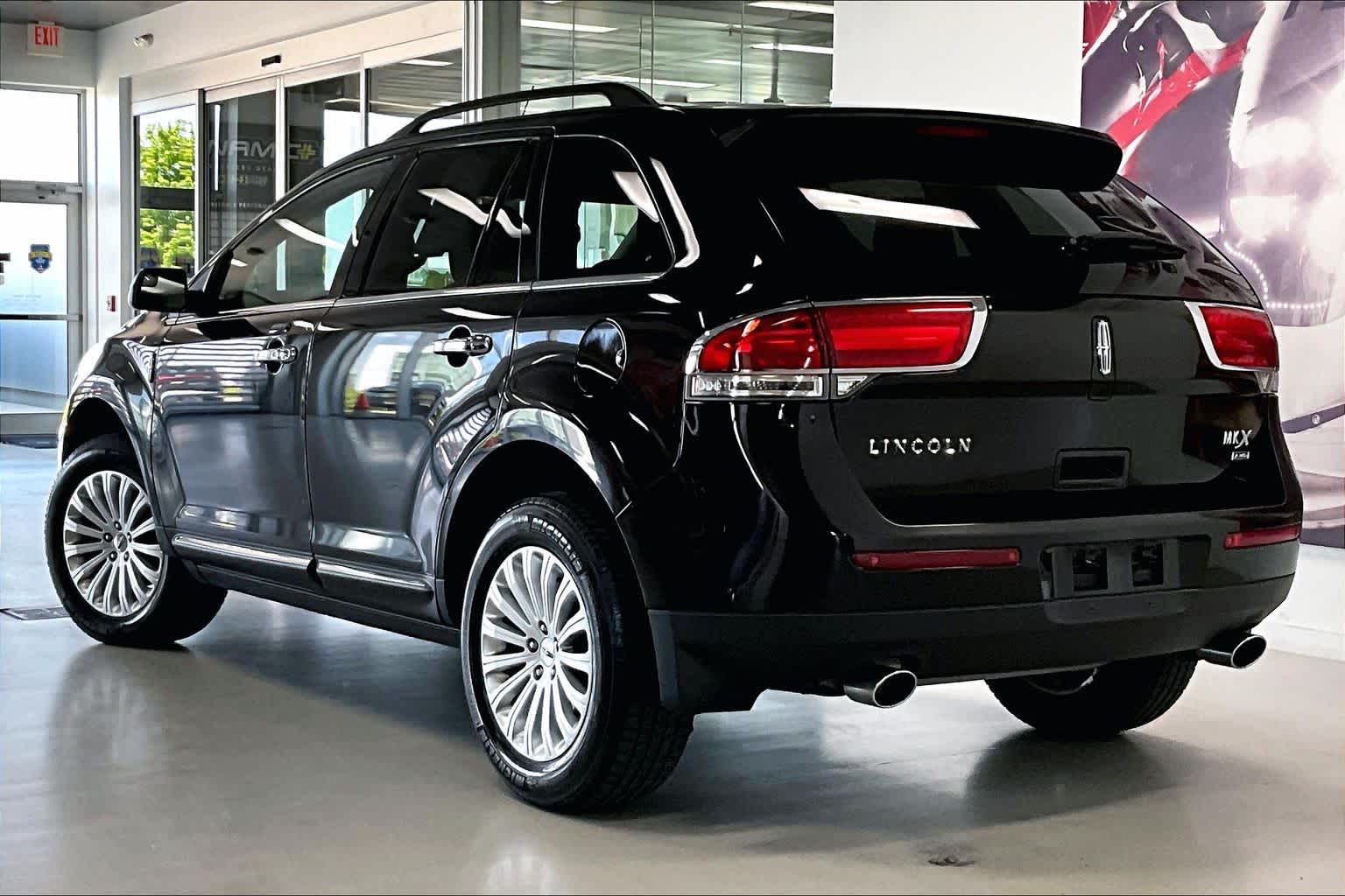 Thumbnail: 2015 Lincoln MKX - 4
