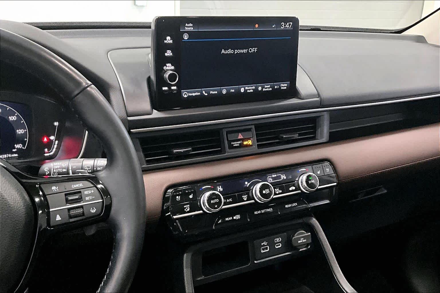 Thumbnail: 2023 Honda Pilot - 14