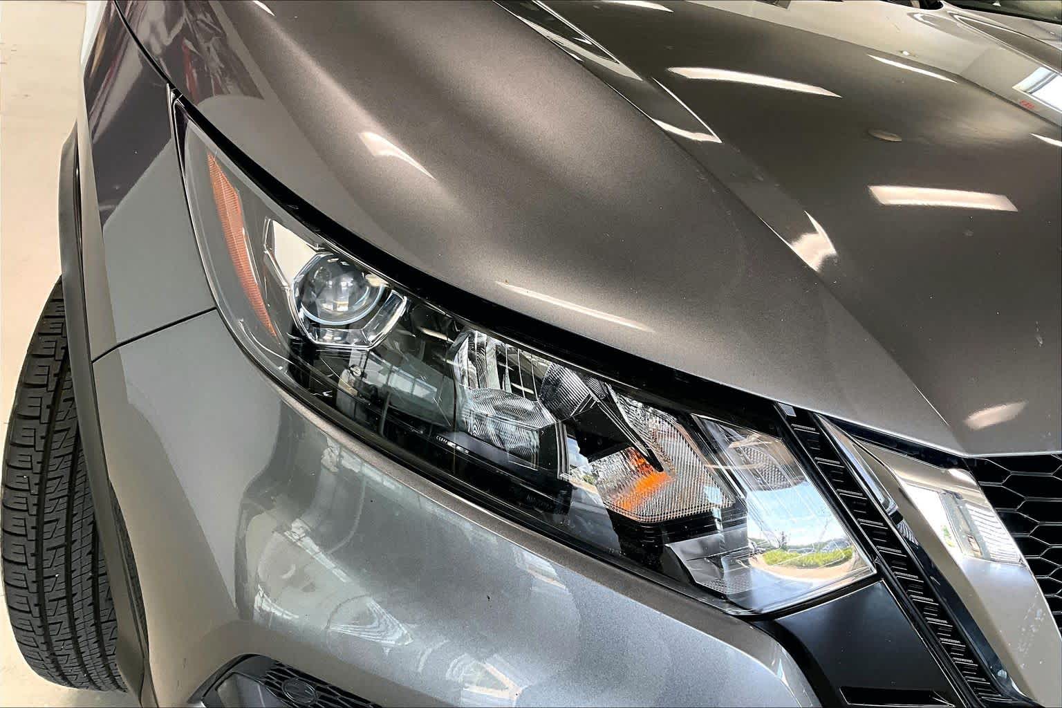 Thumbnail: 2020 Nissan Rogue Sport - 27