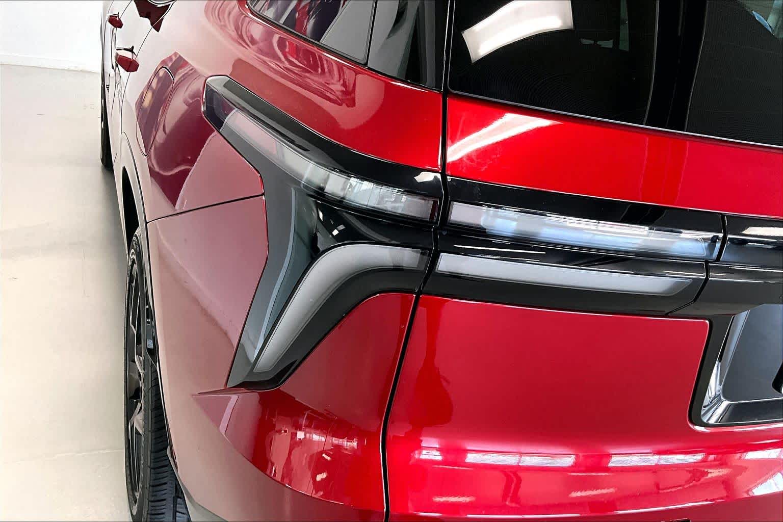 Thumbnail: 2024 Chevrolet Traverse - 29