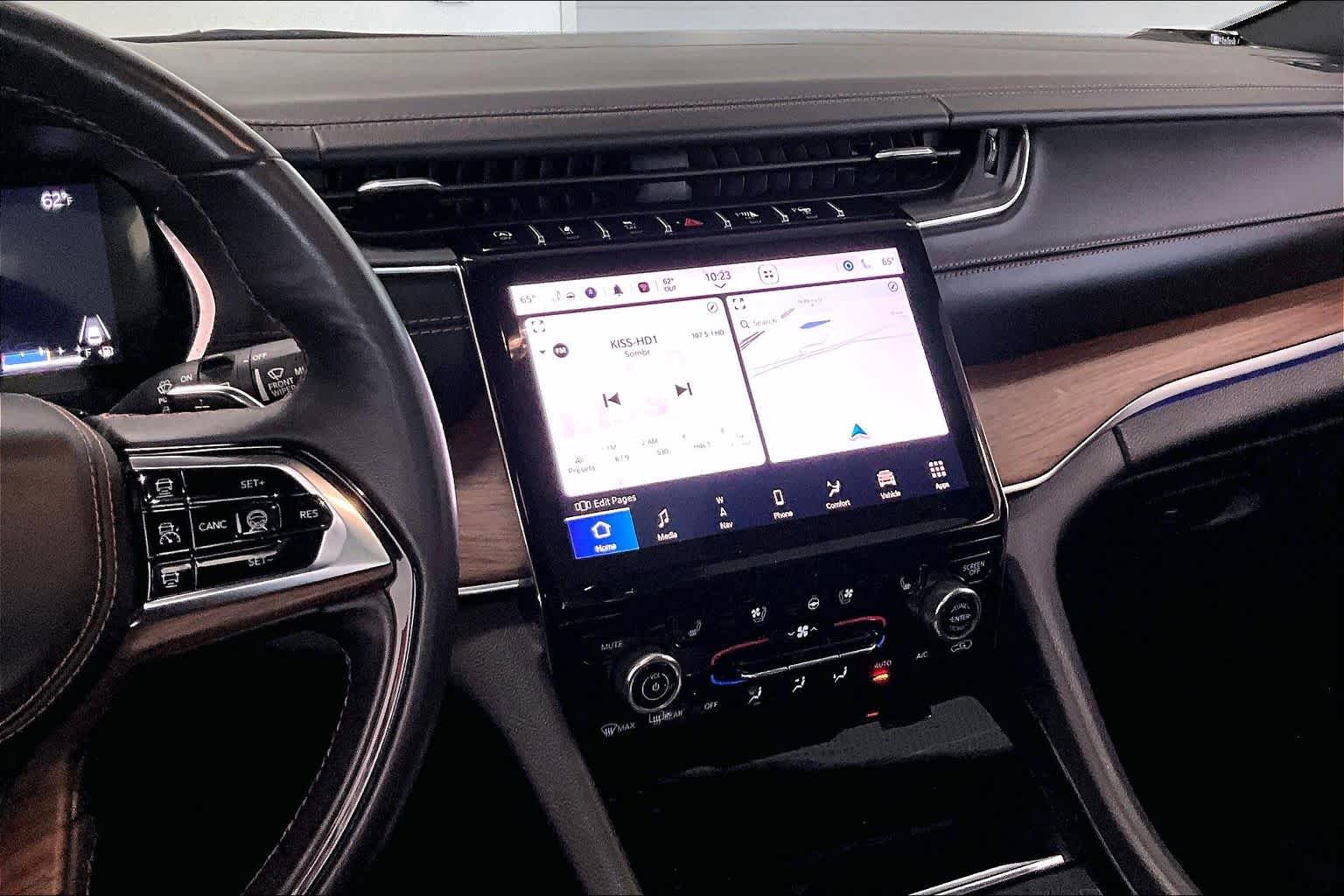 Thumbnail: 2022 Jeep Grand Cherokee - 13