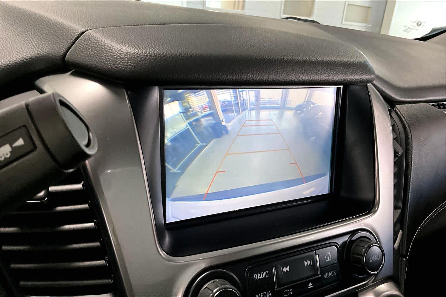 Thumbnail: 2020 Chevrolet Tahoe - 24