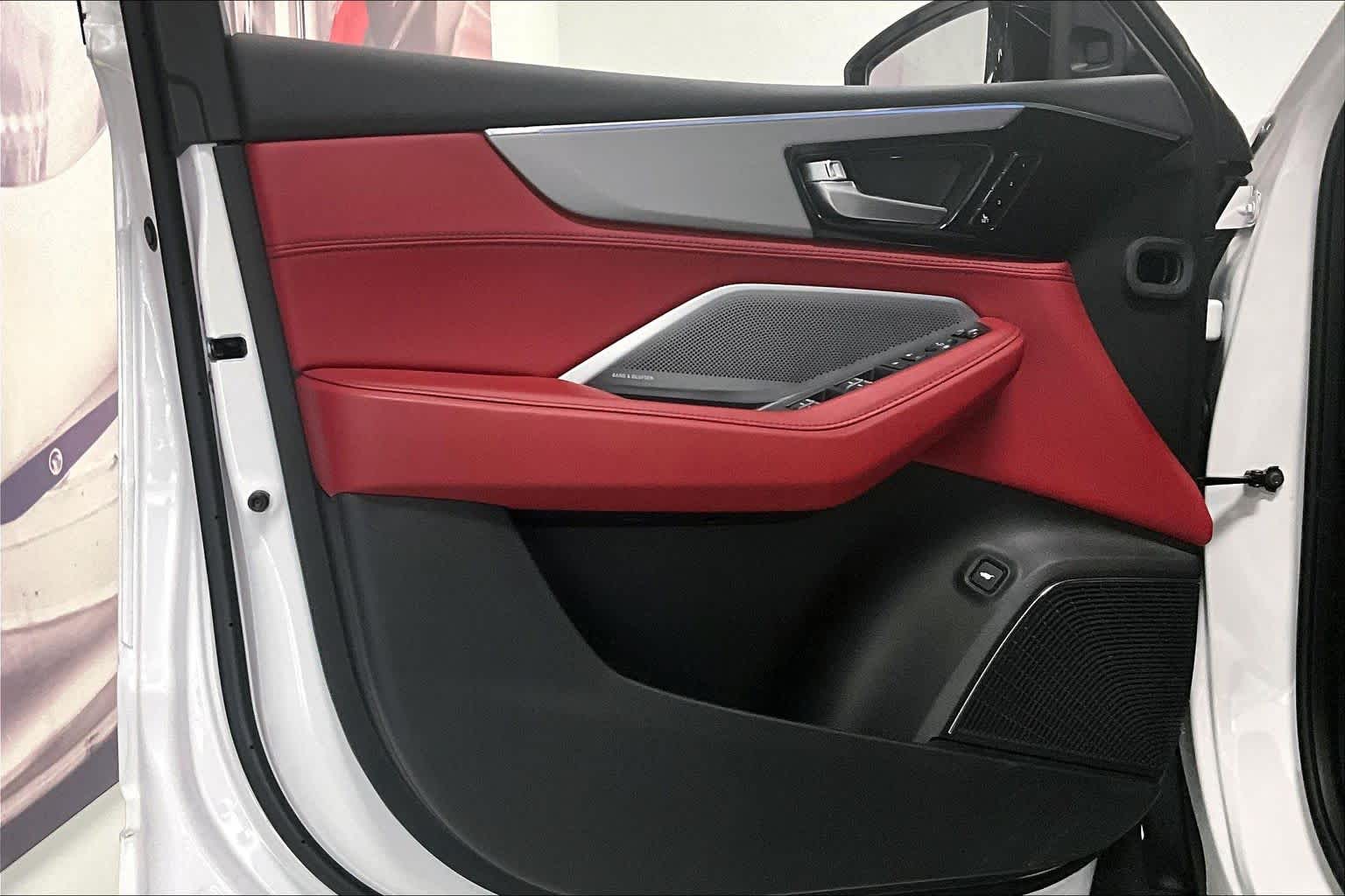 Thumbnail: 2026 Acura MDX - 25