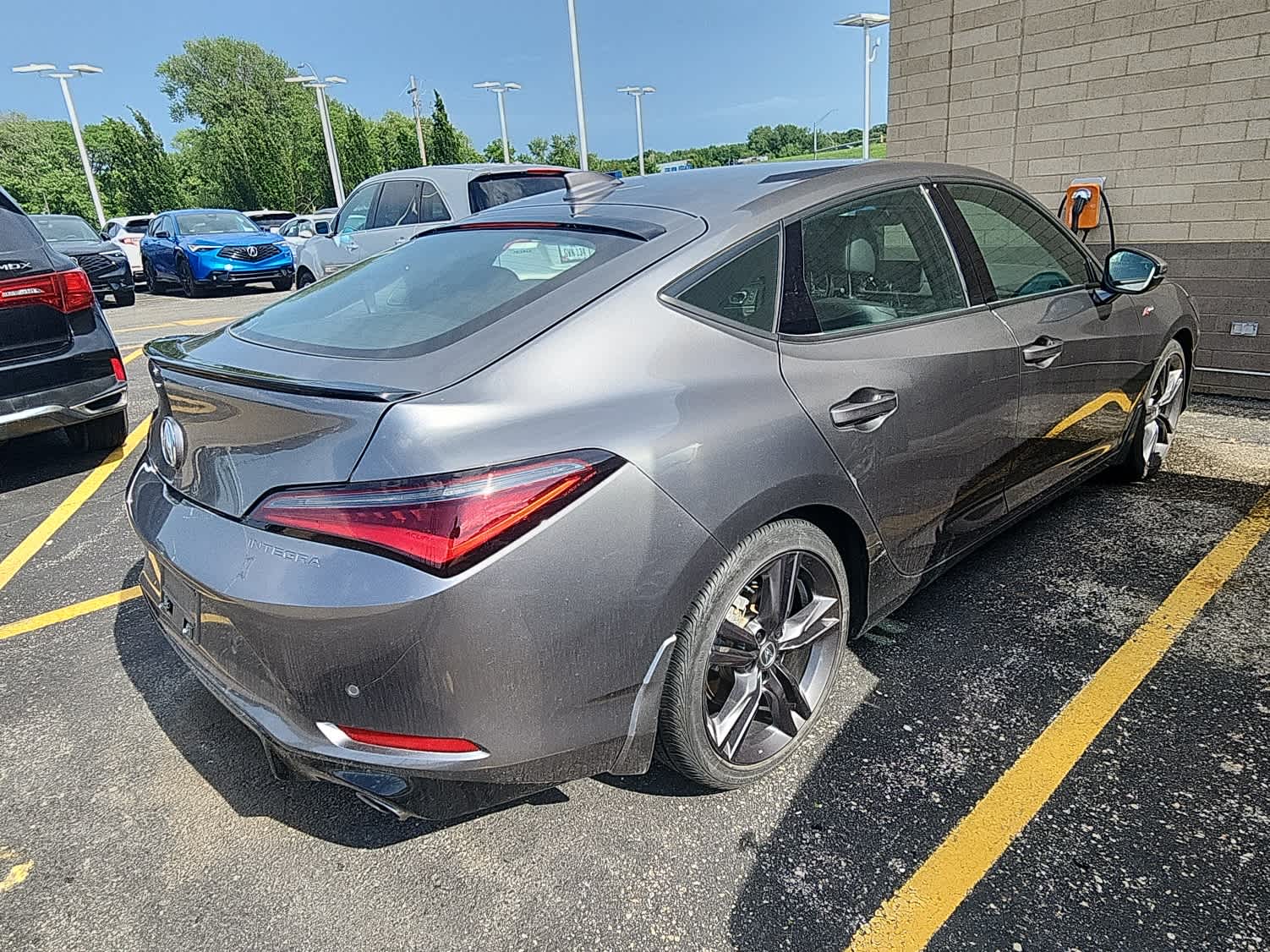 Thumbnail: 2023 Acura Integra - 5