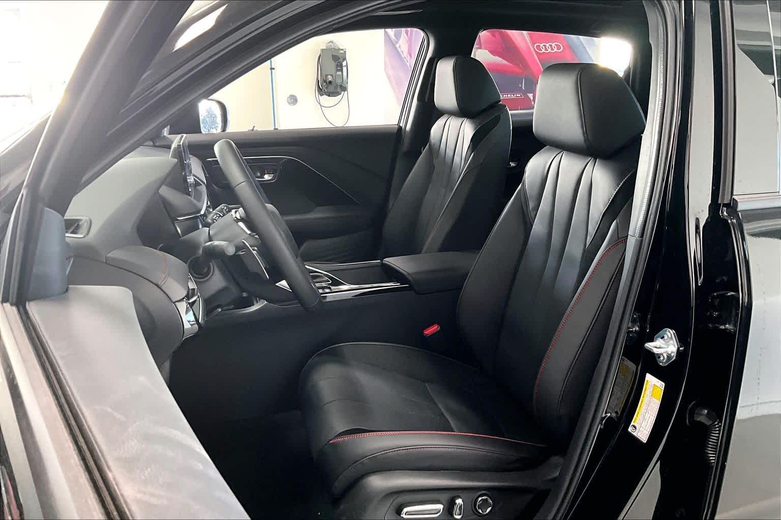 Thumbnail: 2026 Acura ADX - 10