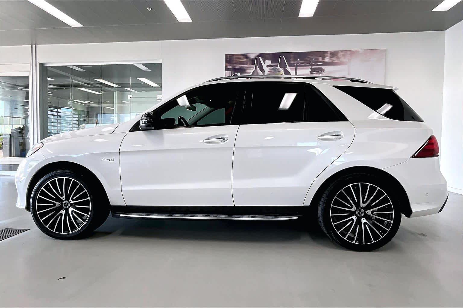 Thumbnail: 2018 Mercedes-Benz GLE - 3