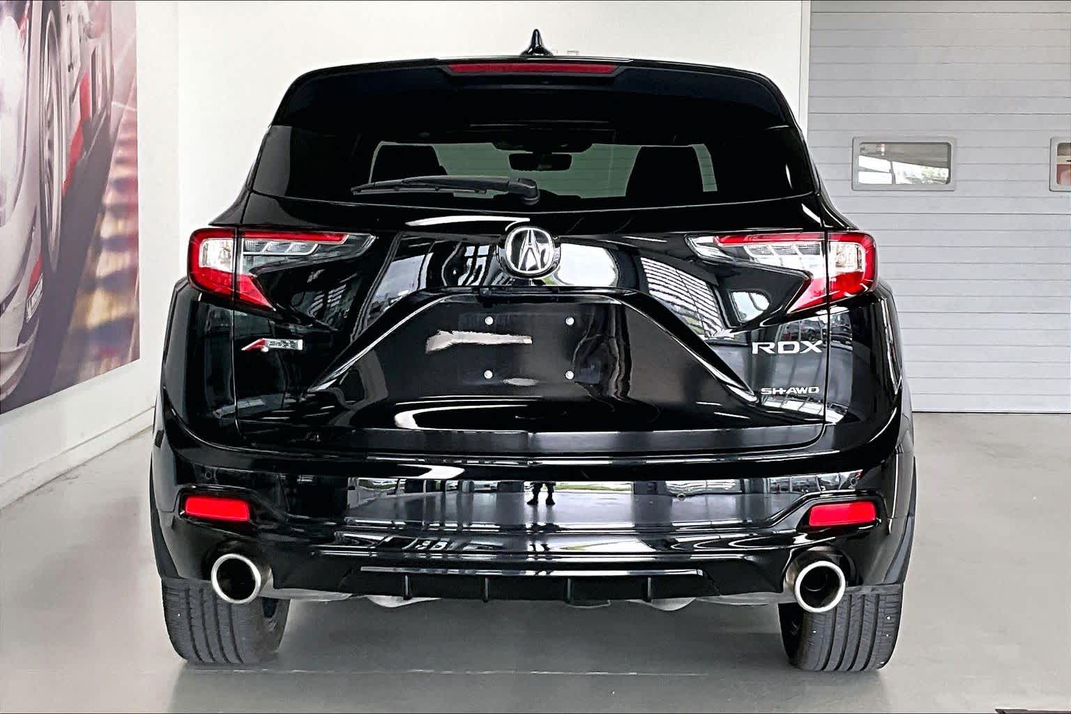 Thumbnail: 2025 Acura RDX - 5