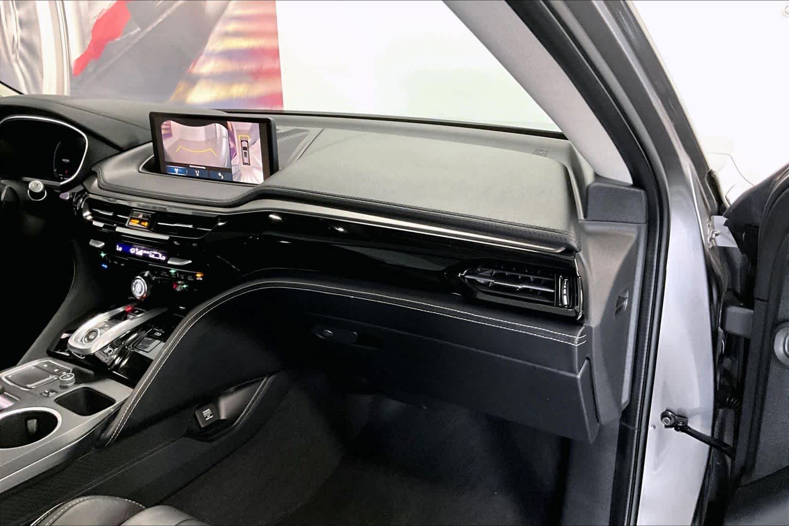 Thumbnail: 2022 Acura MDX - 20