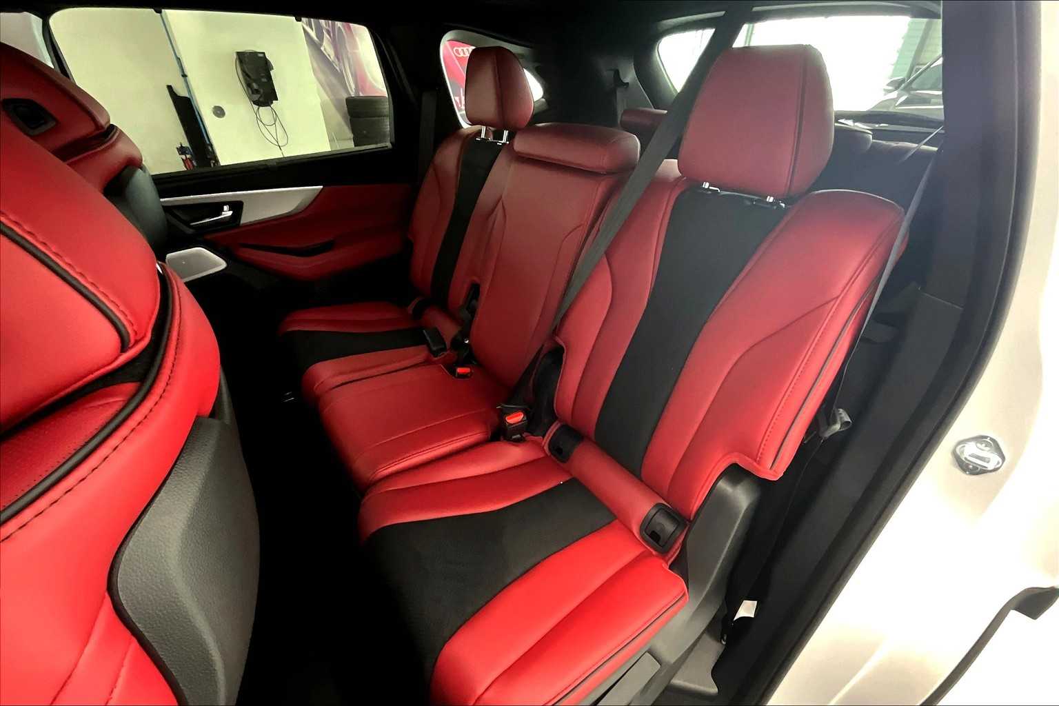 2026 Acura MDX Base 12
