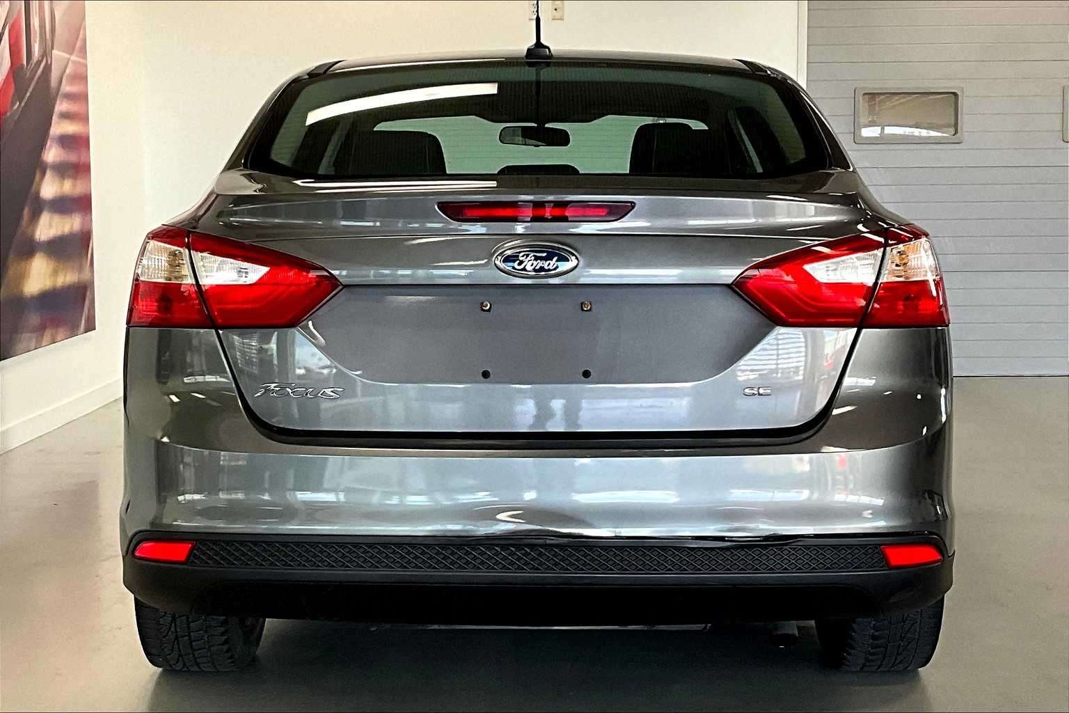 Thumbnail: 2012 Ford Focus - 5