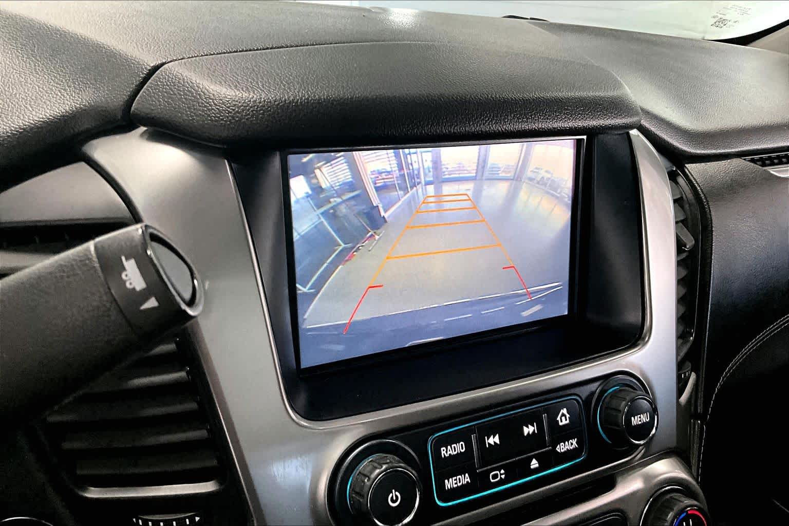 Thumbnail: 2016 Chevrolet Tahoe - 22