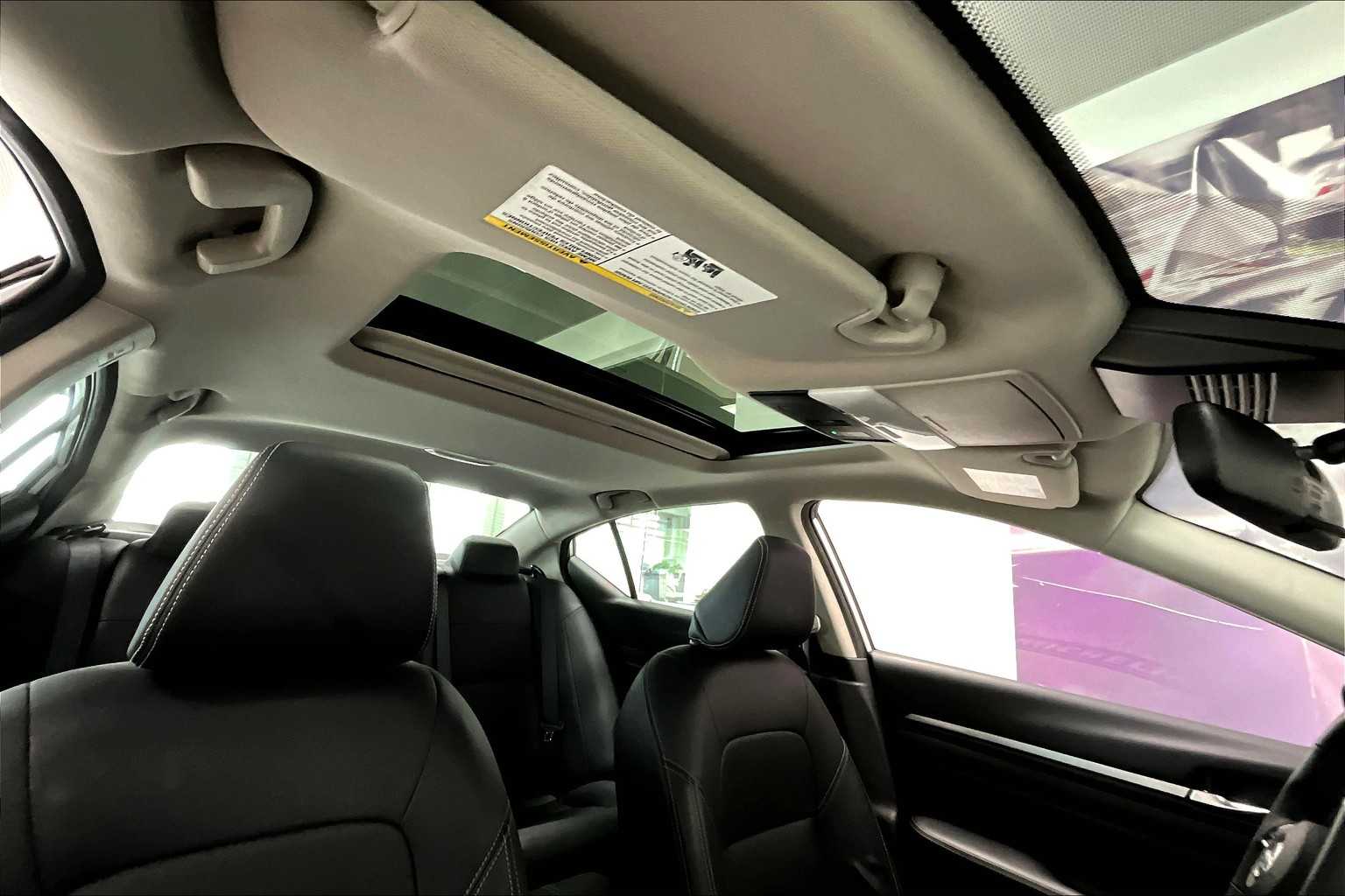 Thumbnail: 2022 Nissan Altima - 28