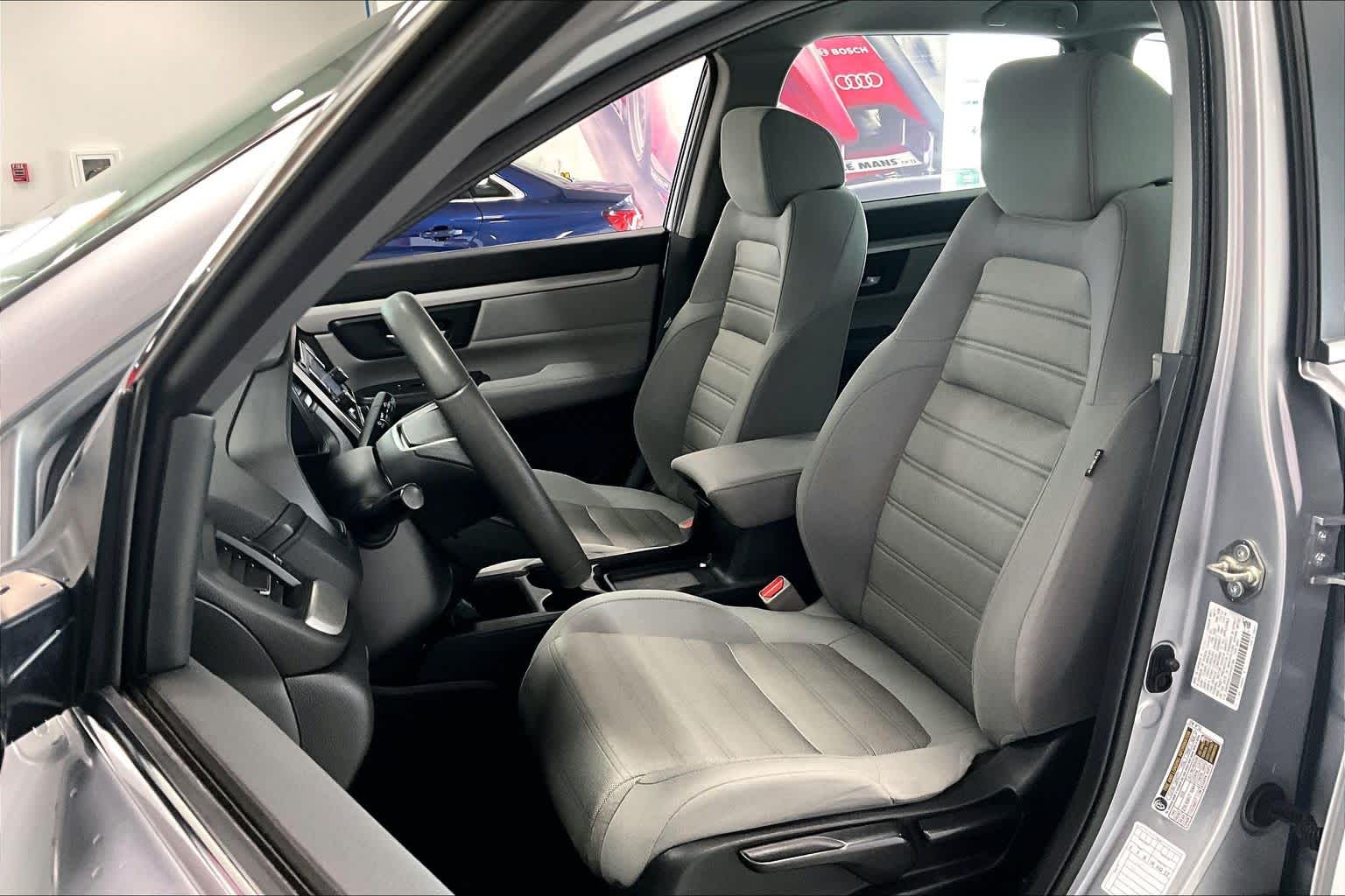 Thumbnail: 2017 Honda CR-V - 10