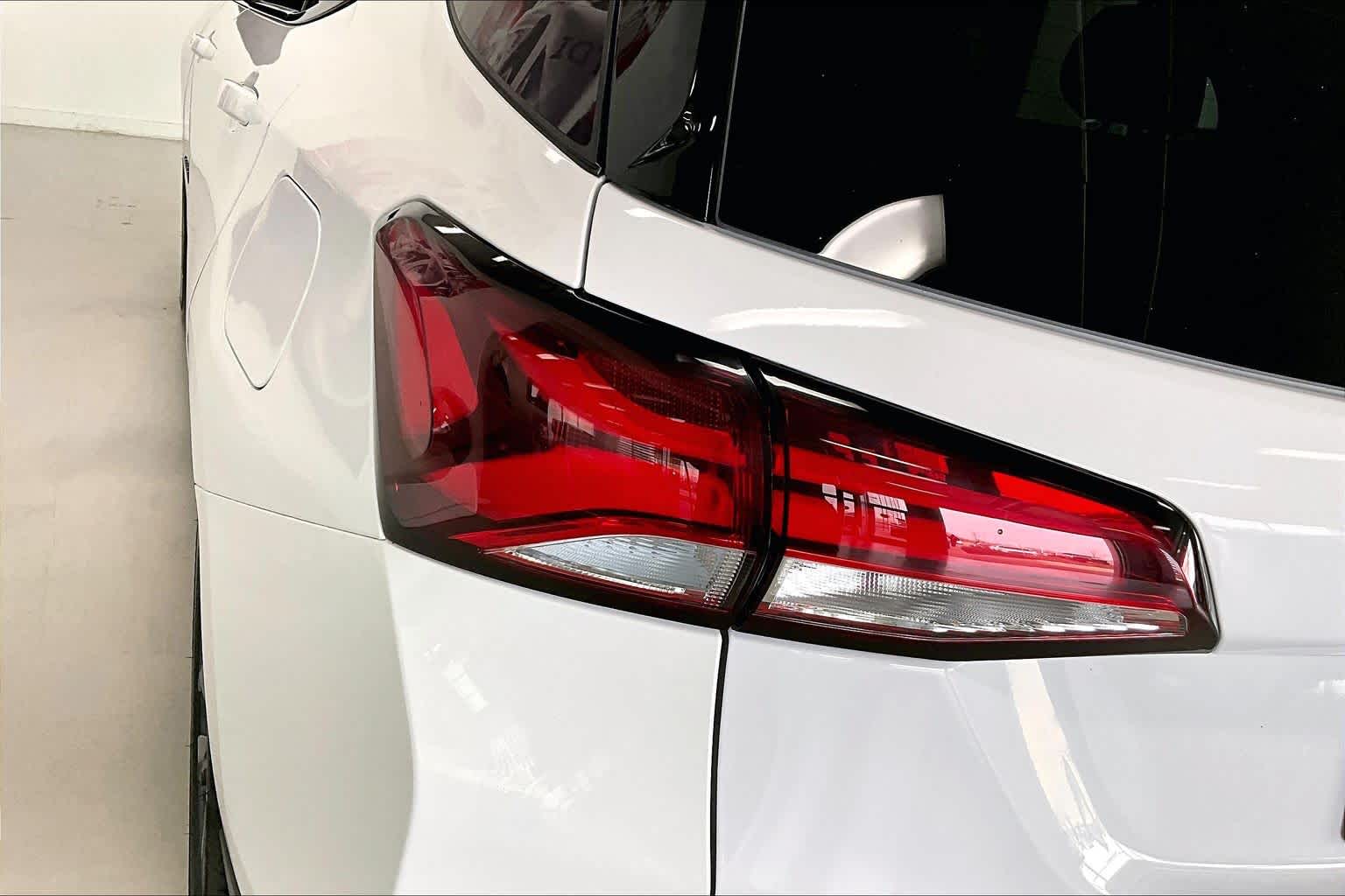 Thumbnail: 2023 Chevrolet Equinox - 30