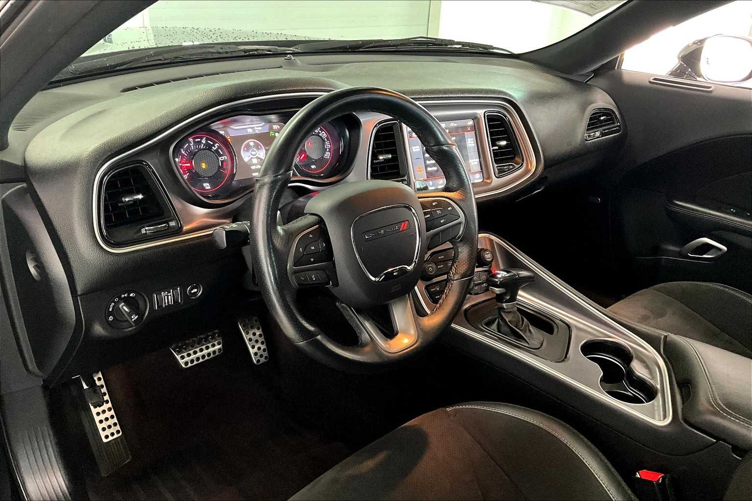 Thumbnail: 2019 Dodge Challenger - 2