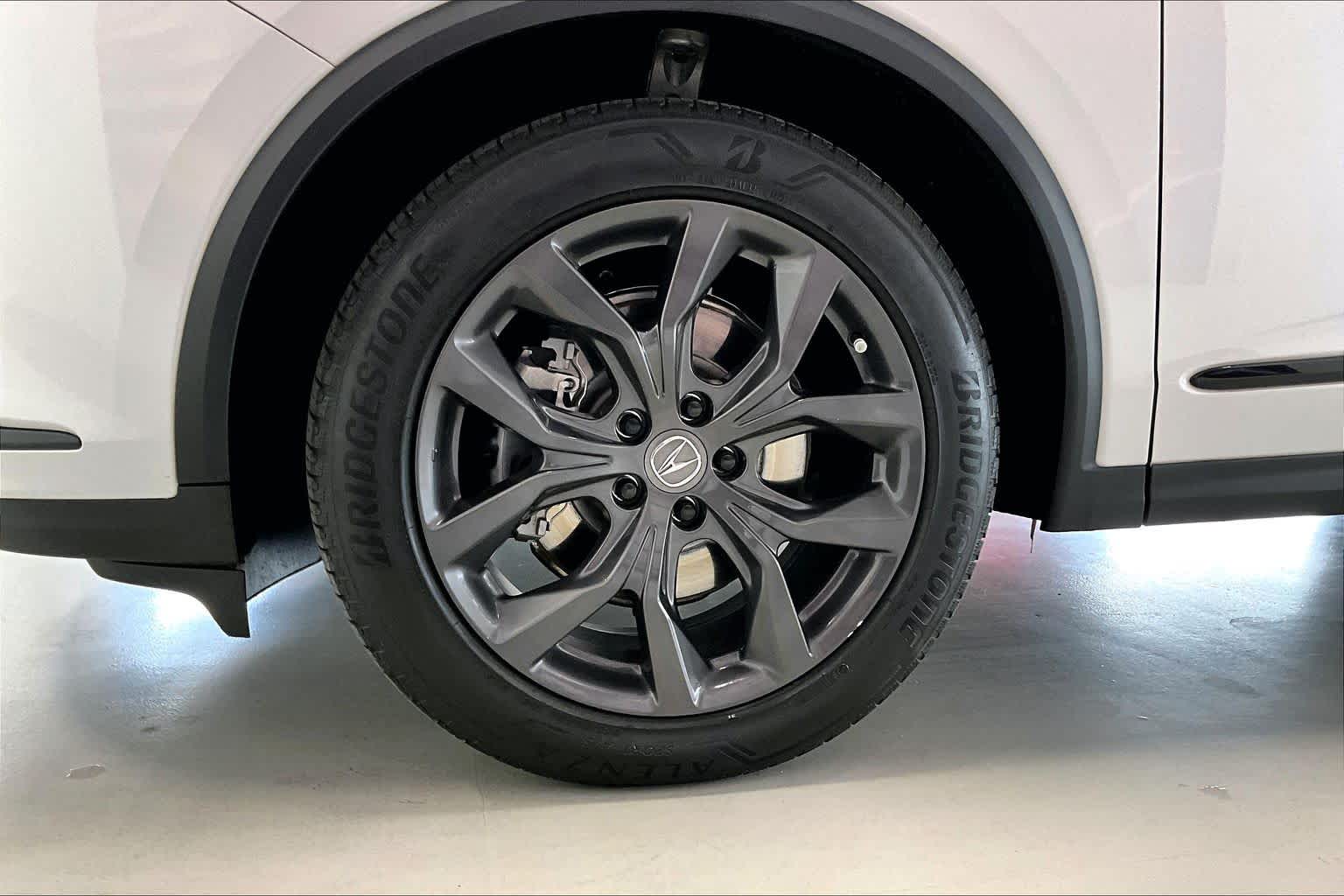 Thumbnail: 2023 Acura MDX - 8