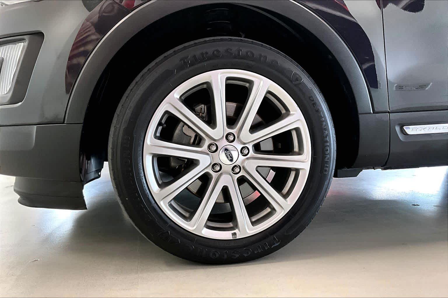 Thumbnail: 2016 Ford Explorer - 7