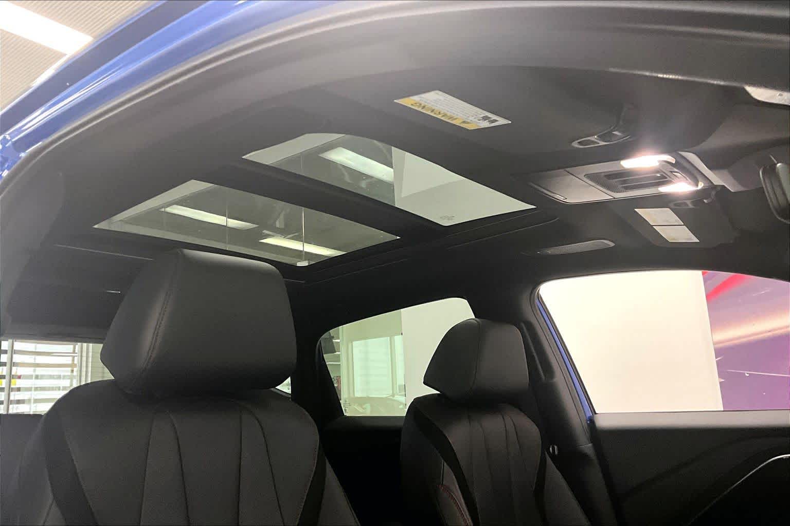 Thumbnail: 2025 Acura ADX - 28