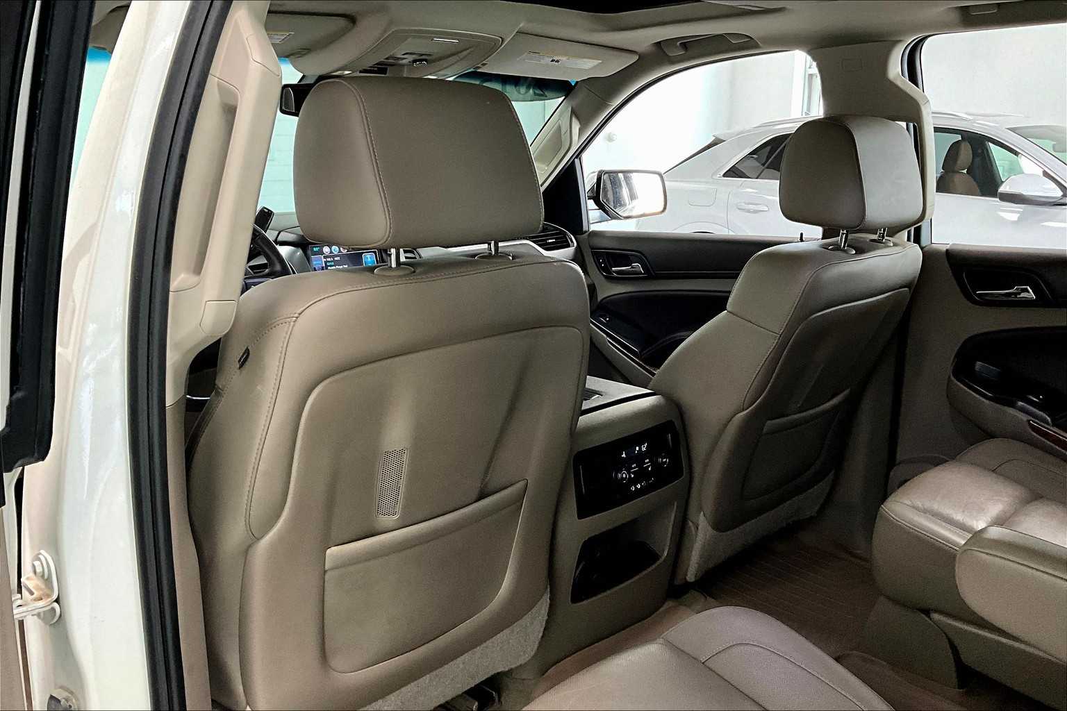 Thumbnail: 2015 Chevrolet Tahoe - 10