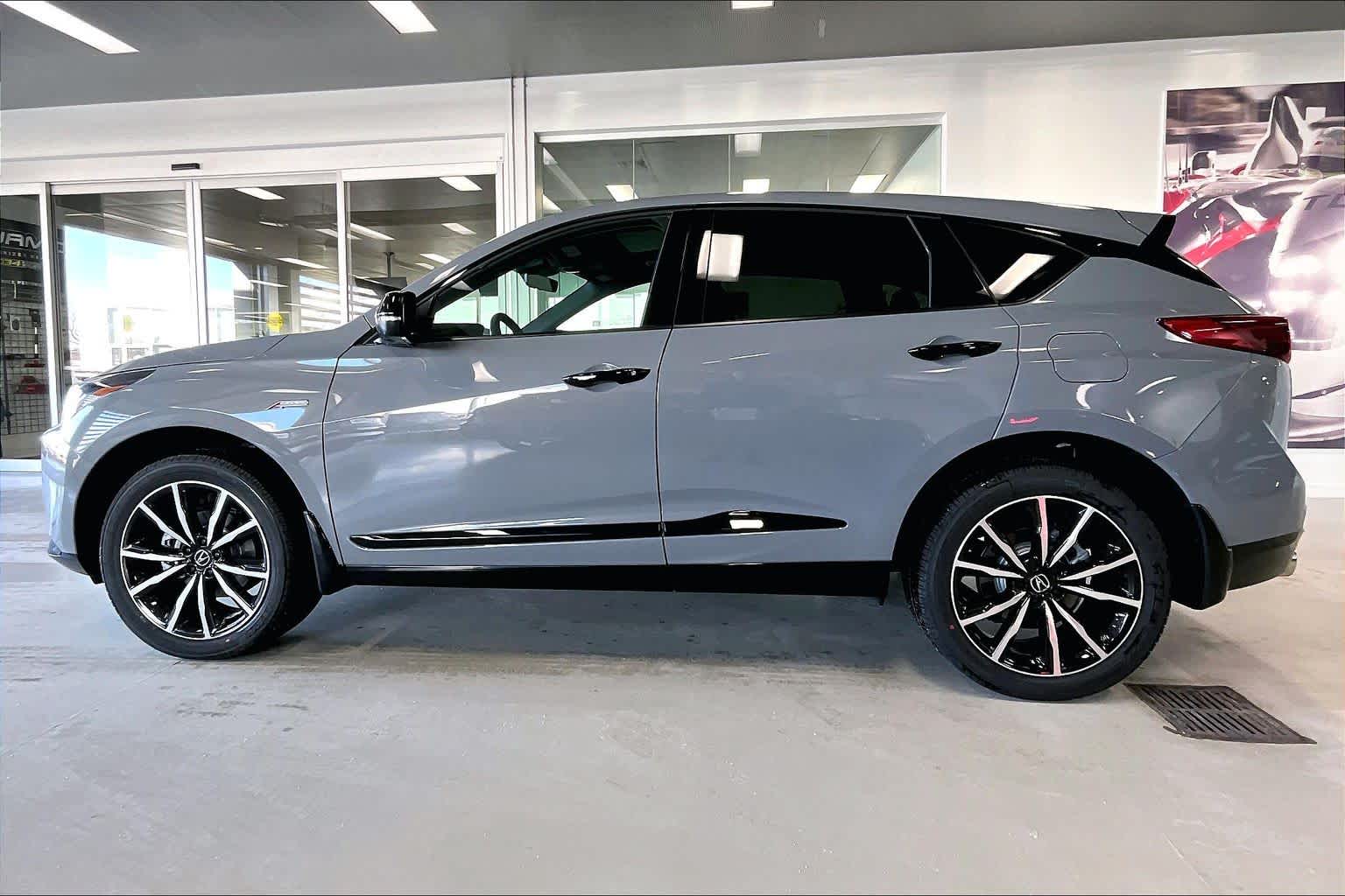Thumbnail: 2026 Acura RDX - 3
