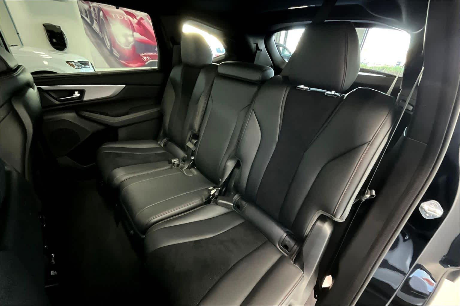 Thumbnail: 2023 Acura MDX - 26