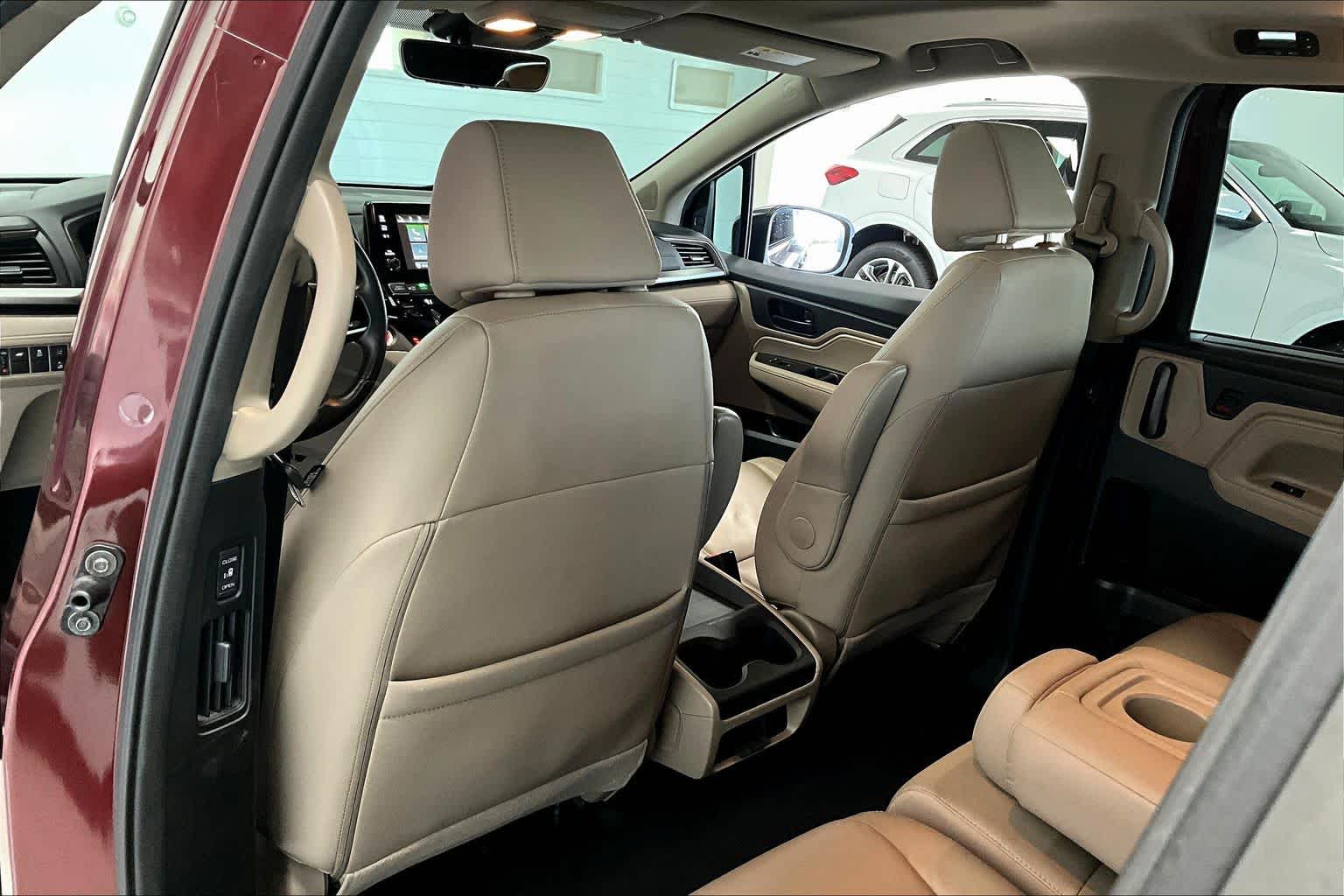 Thumbnail: 2018 Honda Odyssey - 10